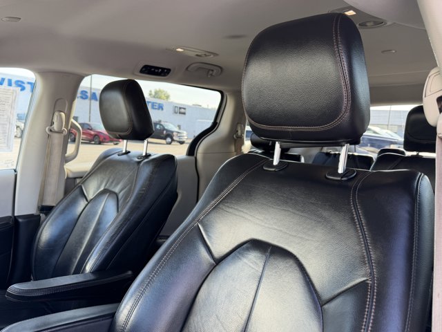 Used 2017 Chrysler Pacifica - photo 15