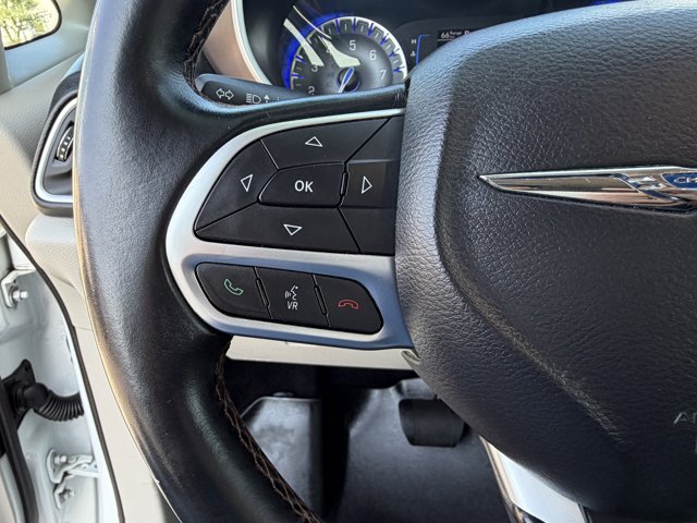 Used 2017 Chrysler Pacifica - photo 18