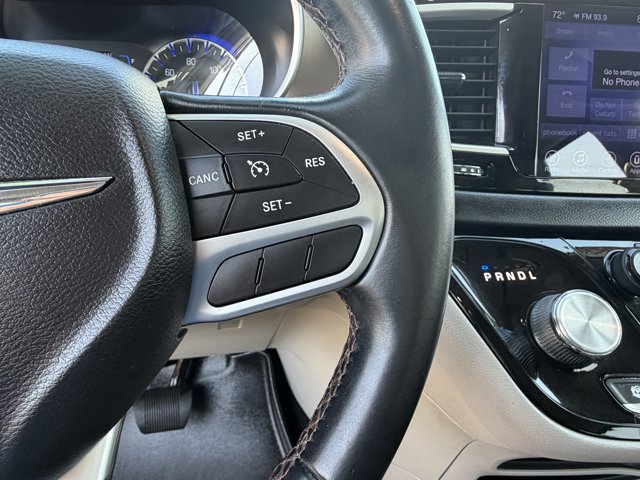 Used 2017 Chrysler Pacifica - photo 19