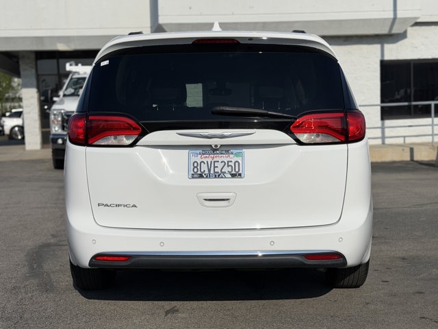 Used 2017 Chrysler Pacifica - photo 9