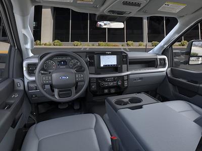 New 2025 Ford F-550 - photo 1