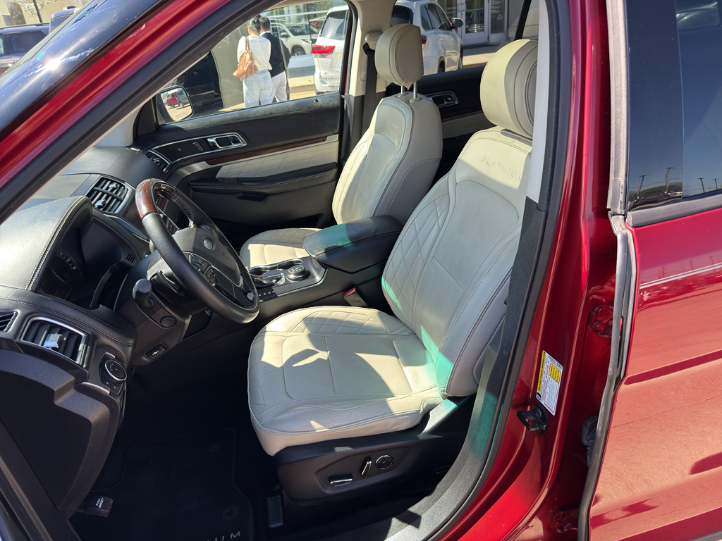 Used 2016 Ford Explorer - photo 11