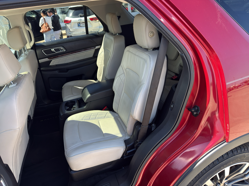 Used 2016 Ford Explorer - photo 12