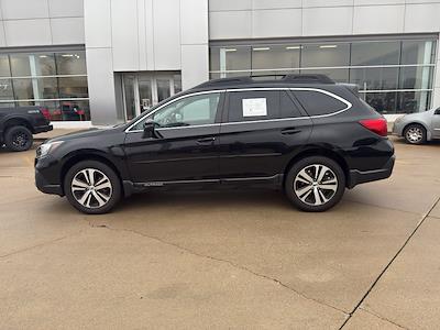 Used 2018 Subaru Outback - photo 1