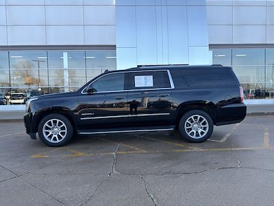 Used 2020 GMC Yukon XL - photo 1