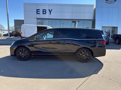 Used 2025 Honda Odyssey - photo 1