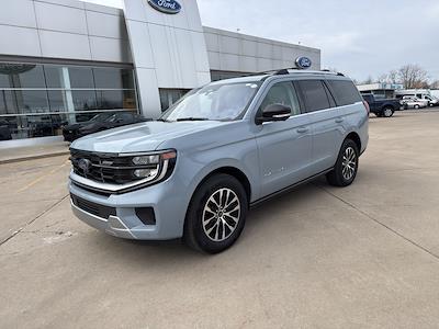 Used 2025 Ford Expedition - photo 1