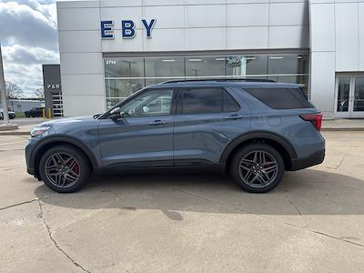 New 2026 Ford Explorer - photo 2