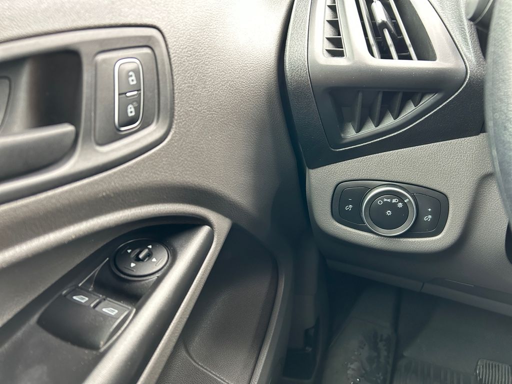 Used 2022 Ford Transit Connect - photo 19