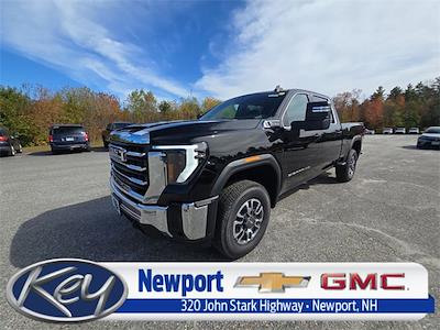 New 2025 GMC Sierra 2500 SLE Crew Cab 4WD Pickup for sale #E13751 - photo 1