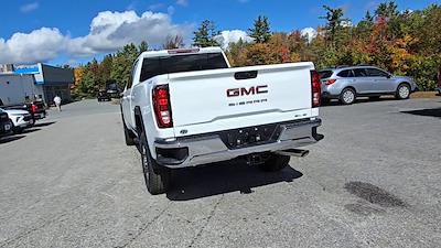 New 2025 GMC Sierra 2500 SLE Crew Cab 4WD Pickup for sale #E13752 - photo 2
