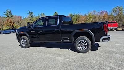 New 2025 GMC Sierra 2500 SLE Crew Cab 4WD Pickup for sale #E13754 - photo 2