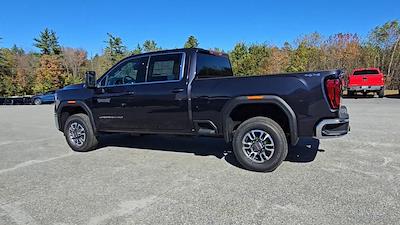New 2025 GMC Sierra 2500 SLE Crew Cab 4WD Pickup for sale #E13756 - photo 2