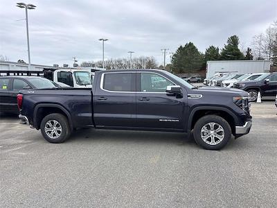 New 2025 GMC Sierra 1500 SLE Crew Cab 4WD Pickup for sale #225369 - photo 2