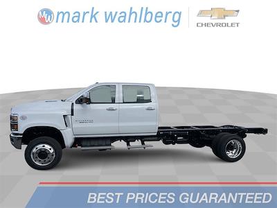 2024 Chevrolet Silverado 5500 Crew Cab DRW 4WD Cab Chassis for sale #CF4T093493 - photo 1