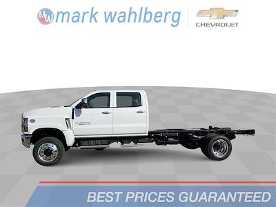 2024 Chevrolet Silverado 5500 Crew Cab DRW 4WD Cab Chassis for sale #CF4T227953 - photo 1