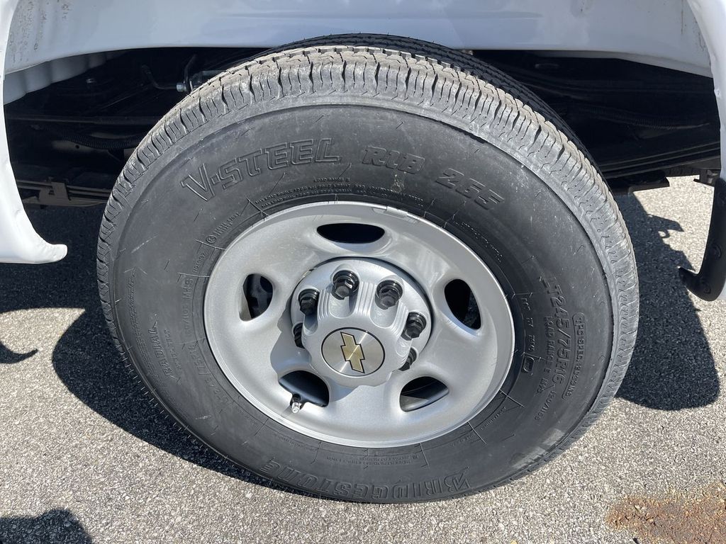 New 2026 Chevrolet Express 2500 - photo 8