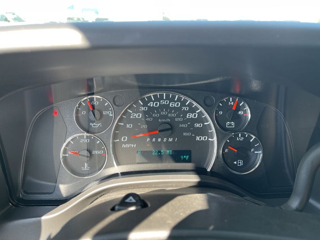 New 2026 Chevrolet Express 2500 - photo 12