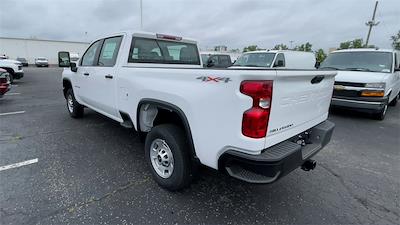 New 2025 Chevrolet Silverado 2500 Work Truck Crew Cab 4x4 Pickup for sale #CX5T110145 - photo 2