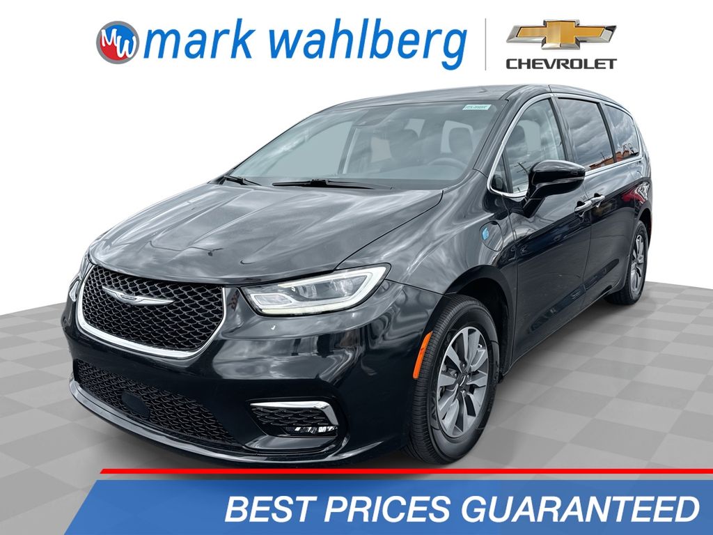 Used 2024 Chrysler Pacifica - photo 15