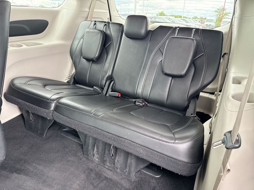 Used 2024 Chrysler Pacifica - photo 13