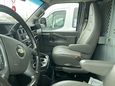 Used 2021 Chevrolet Express 2500 - photo 1