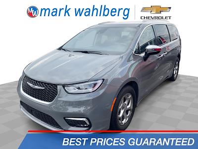 2023 Chrysler Pacifica FWD Minivan for sale #PCA530978 - photo 1