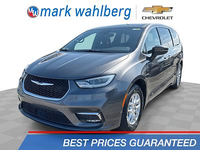 2023 Chrysler Pacifica FWD Minivan for sale #PCA555561 - photo 1
