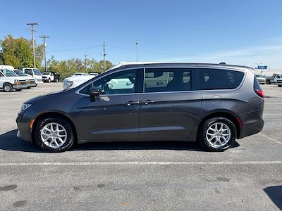 2023 Chrysler Pacifica FWD Minivan for sale #PCA555561 - photo 2