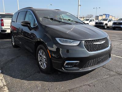 Used 2021 Chrysler Pacifica Touring Minivan for sale #PCBZ514964 - photo 1