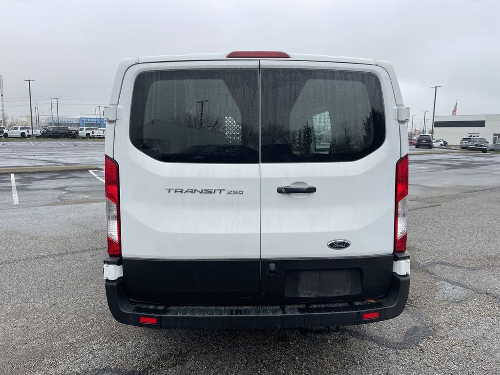 Used 2023 Ford Transit 250 - photo 10