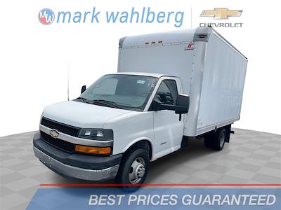 2014 Chevrolet Express 4500 DRW RWD Box Van for sale #PCTZ129189 - photo 2