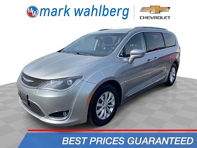 Used 2018 Chrysler Pacifica - photo 1