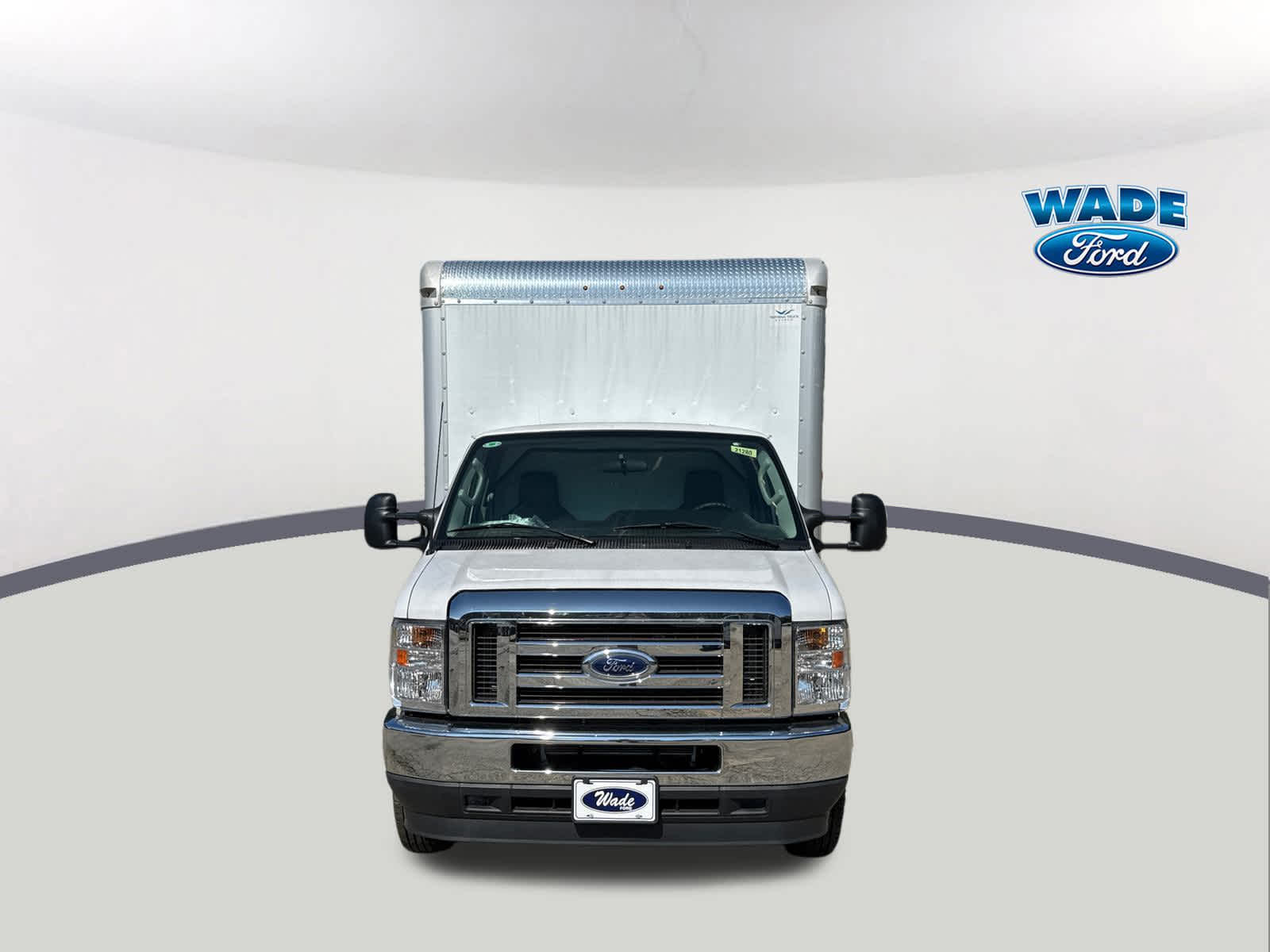 New 2025 Ford E-450 - photo 5