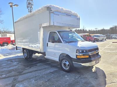 New 2024 Chevrolet Express 4500 4500 Series RWD 15' 5" Dejana Truck & Utility Equipment Box Van for sale #2481280 - photo 1