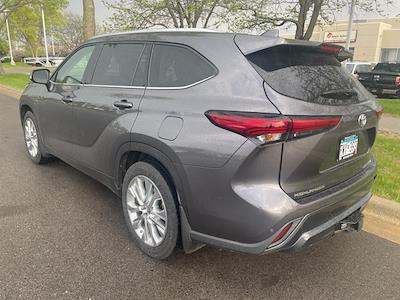 2021 Toyota Highlander AWD SUV for sale #31952XA - photo 2
