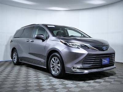 2021 Toyota Sienna FWD Minivan for sale #32197Y - photo 1