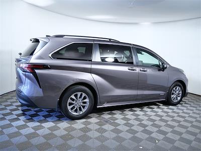 2021 Toyota Sienna FWD Minivan for sale #32197Y - photo 2