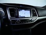 2017 Toyota Highlander AWD SUV for sale #32267XA - photo 18