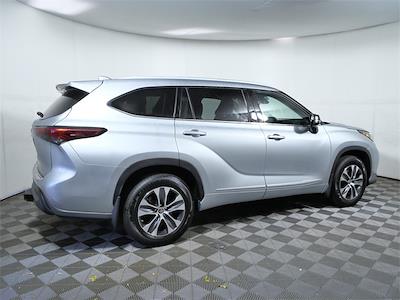 2022 Toyota Highlander AWD SUV for sale #32608Z - photo 2