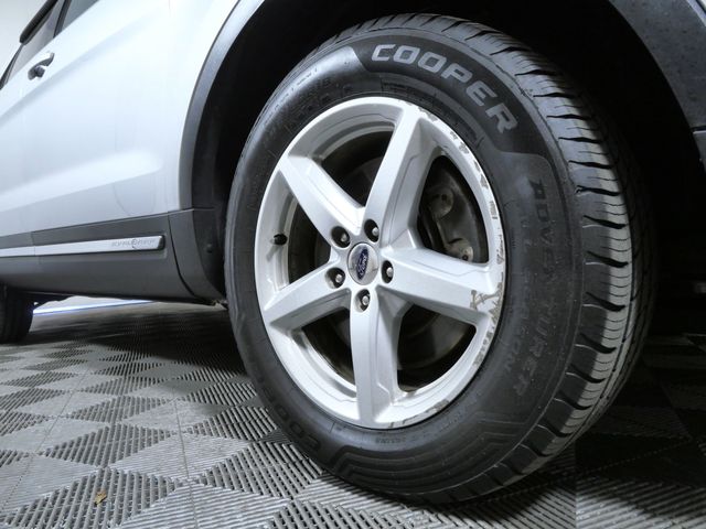 Used 2017 Ford Explorer - photo 2