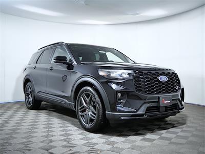 Used 2025 Ford Explorer - photo 1