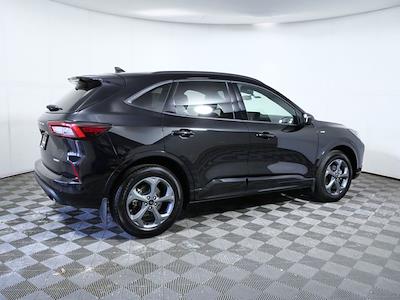 Used 2024 Ford Escape - photo 2