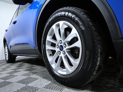 Used 2021 Ford Escape - photo 2