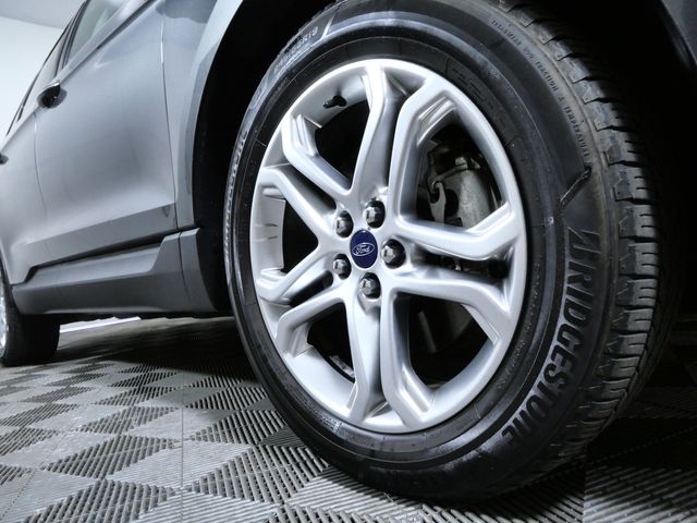 Used 2018 Ford Edge - photo 2