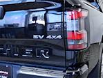 Used 2022 Nissan Frontier SV Crew Cab 4x4 Pickup for sale #5801B - photo 9