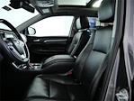 2019 Toyota Highlander AWD SUV for sale #94788A - photo 18