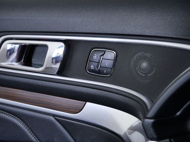 Used 2017 Ford Explorer - photo 30