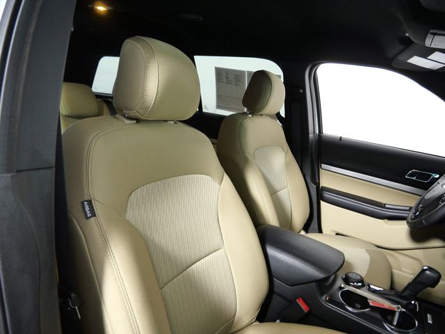 Used 2017 Ford Explorer - photo 14