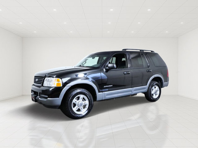 Used 2002 Ford Explorer - photo 2